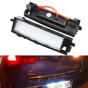 Waterproof White LED License Plate Light for Toyota RAV4 MK2 MK3 Auris Yaris Avalon Solara Number Plate Lamp